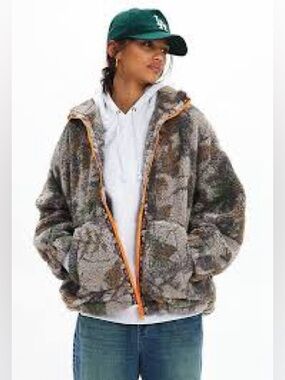 BDG Printed Piled Fleece Zip-Up Jacket